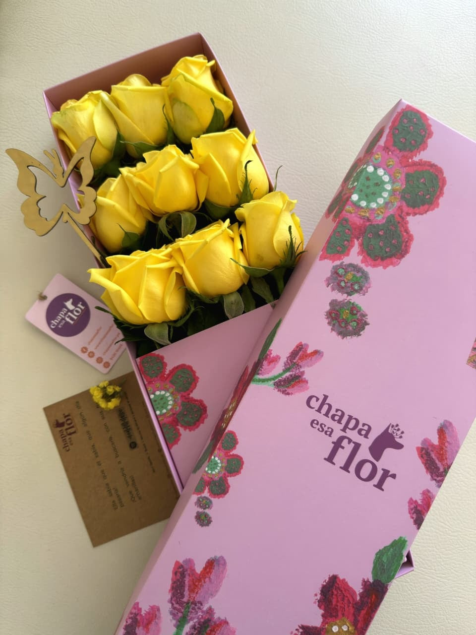 Box Premium con 9 rosas amarillas