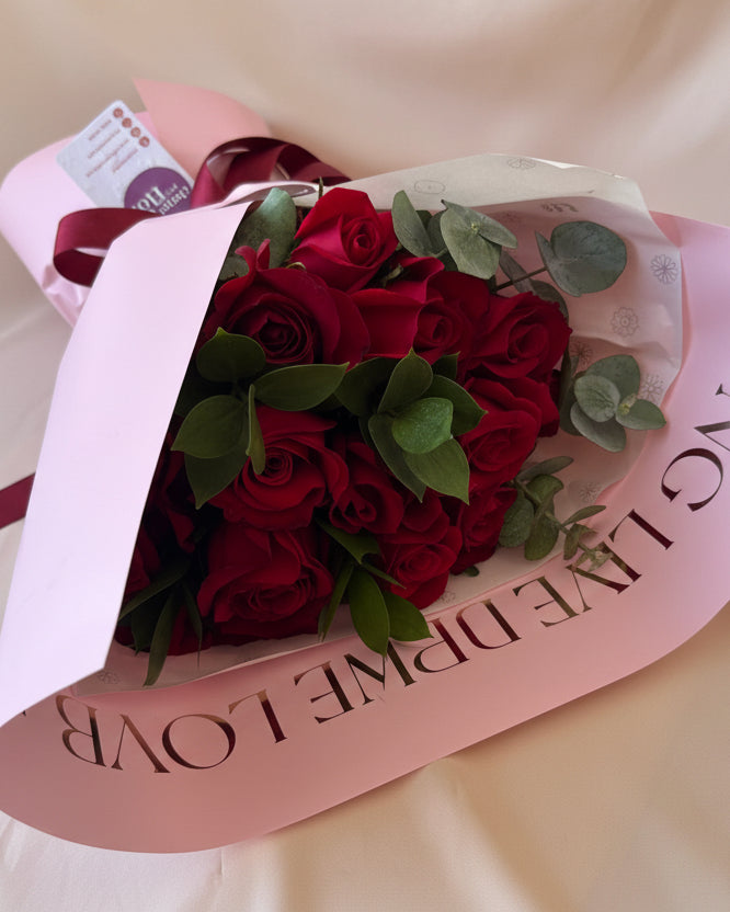 Ramo con 12 rosas rojas