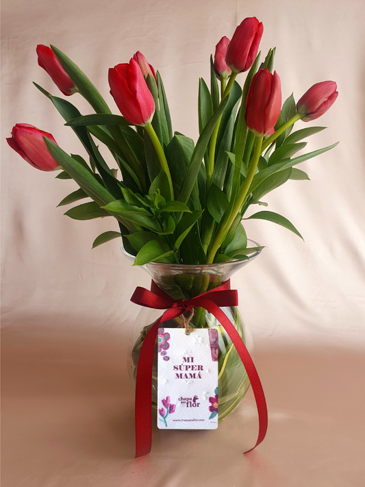 Arreglo – 10 Tulipanes Rojos | Edición San Valentín