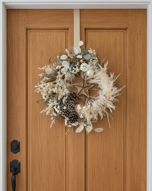 Corona de Puerta Navideña de flores secas