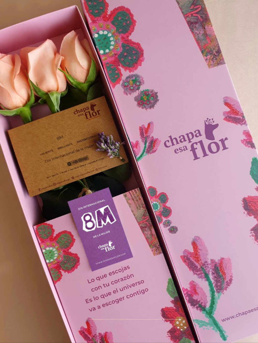 Caja Box Premium con 3 rosas rosadas | Edición día de la mujer 8M