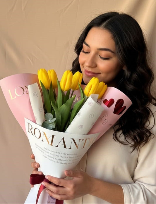 Ramo con 5 tulipanes amarillos