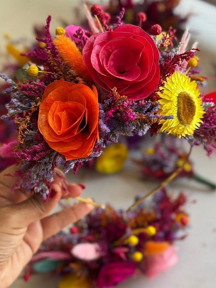Tiara temática Frida Kahlo flores secas halloween