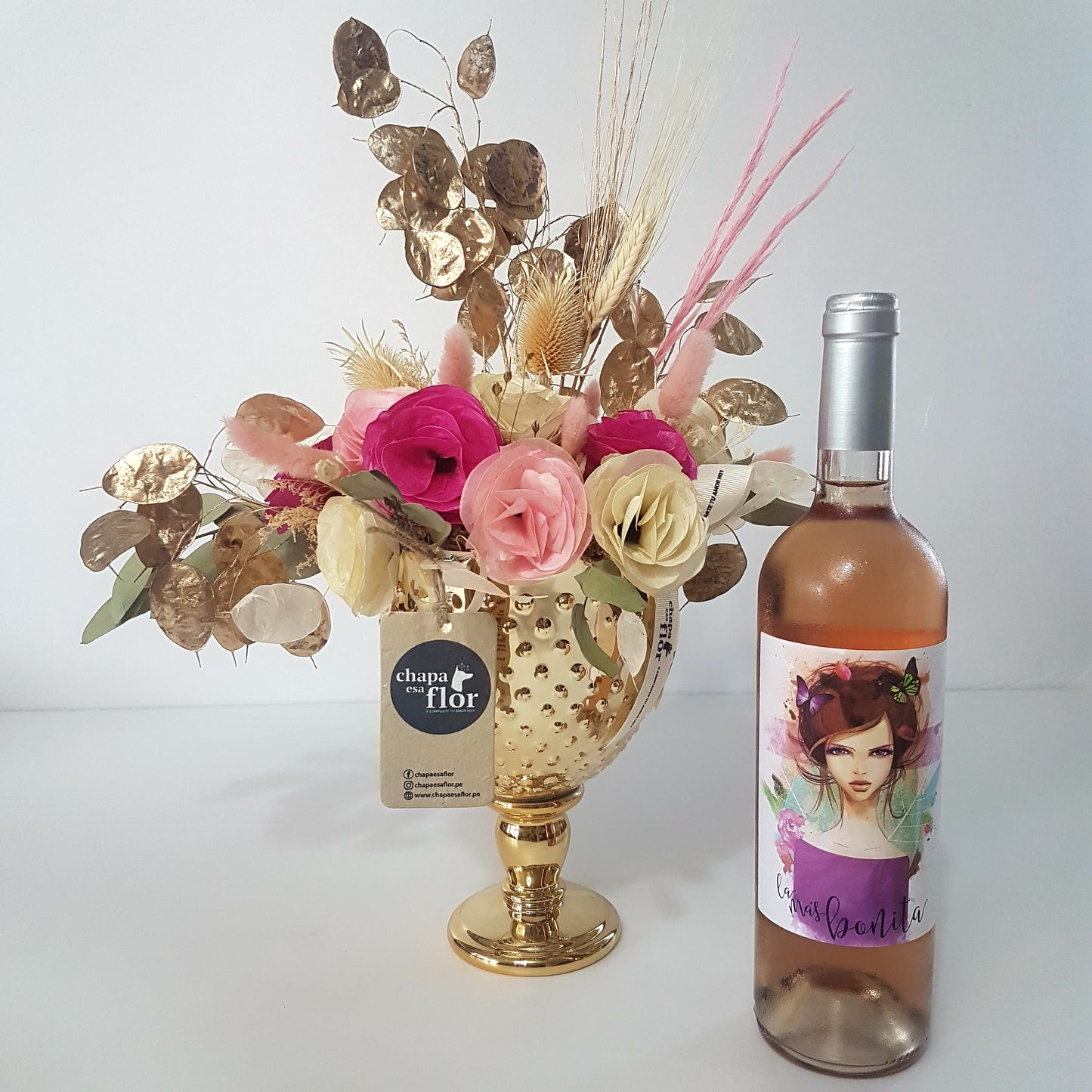 Promoción  Arreglo Warmayanay + Vino Rose La Más Bonita Botella 750 ml